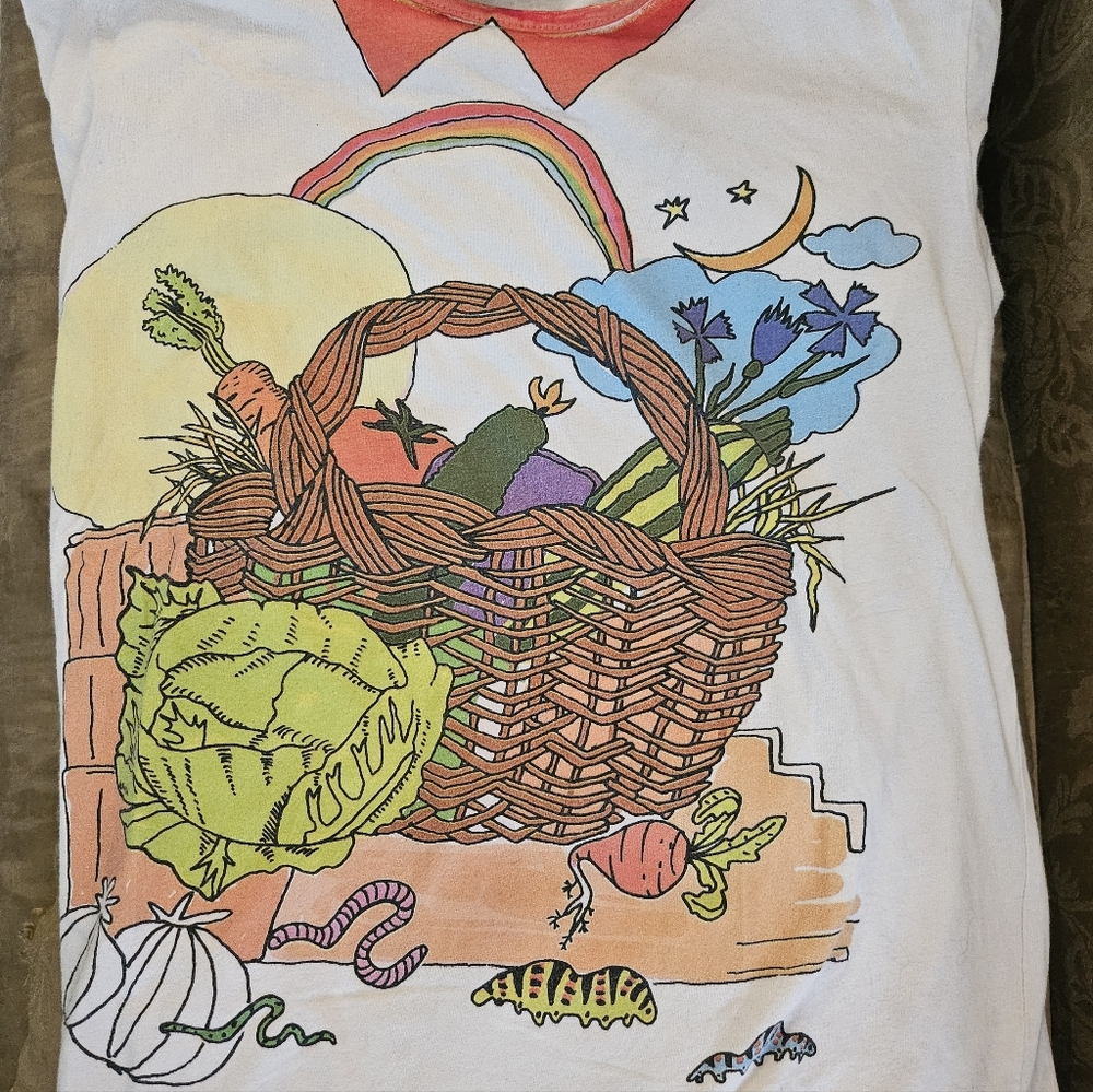 Anntian Colorful Graphic Short Sleeve Tee